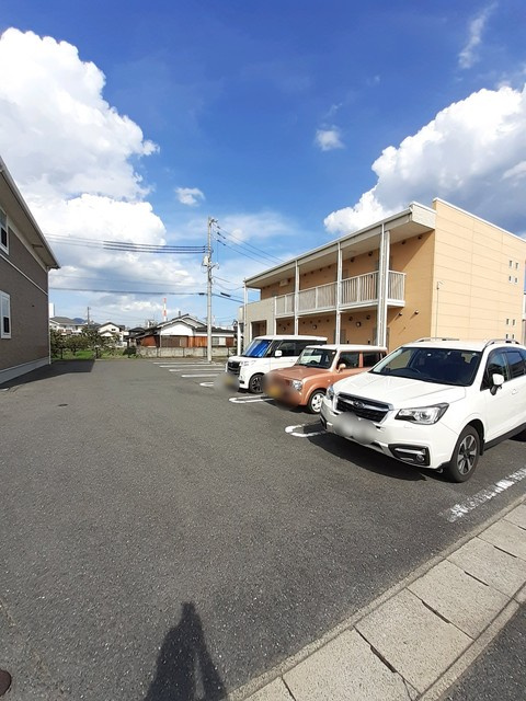 モン・ラヴィールＡの駐車場|駐車場