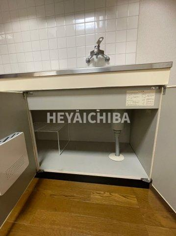 シャリエ三ノ輪のキッチン|下部収納