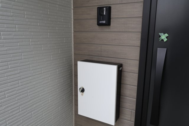 《仲介手数料無料》越谷市大字大竹82-4新築一戸建てZut PLUS+のセキュリティ