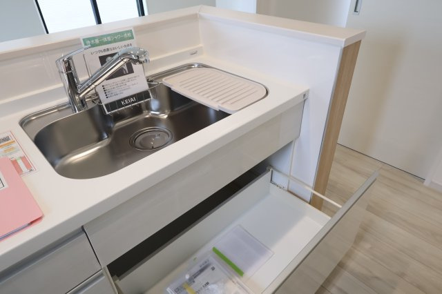 《仲介手数料無料》越谷市大字大竹82-4新築一戸建てZut PLUS+のキッチン