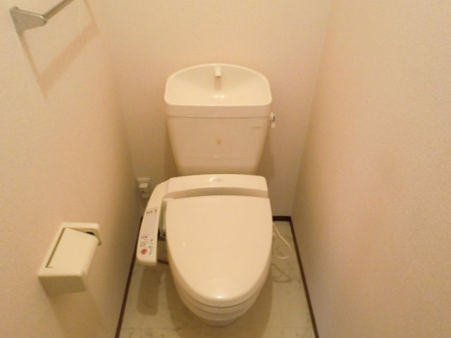 クロシェット雅のトイレ|落ち着いたトイレです