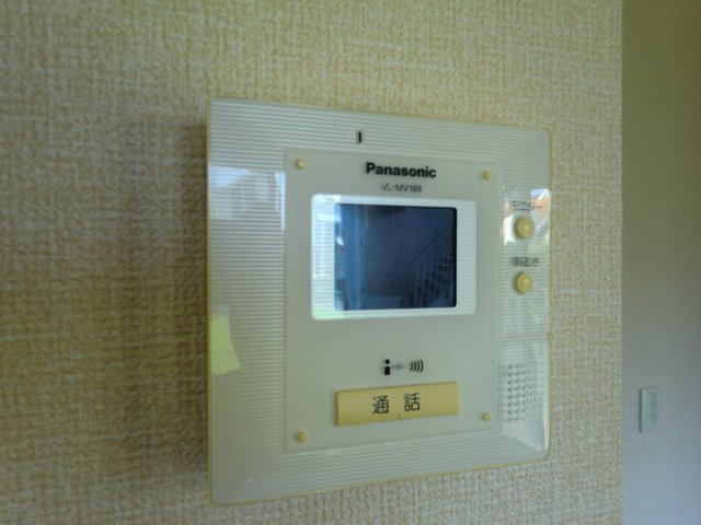 クロシェット雅のセキュリティ|モニター付きインターホンです
