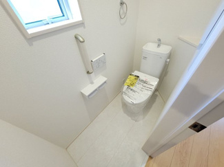 【トイレ】 | 南アルプス市山寺 オール電化新築全3棟 3号棟 長期優良住宅 | 別現場の同仕様建物写真