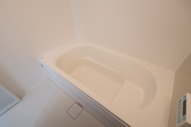 《仲介手数料無料》越谷市大字大竹82-4新築一戸建てZut PLUS+の浴室