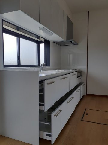 熊本市南区孫代町の中古一戸建のキッチン