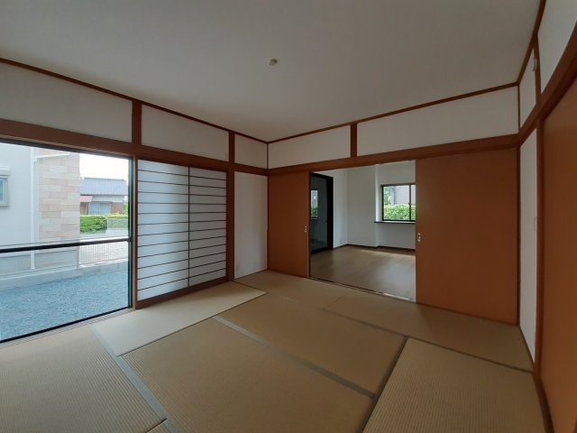 熊本市南区孫代町の中古一戸建の和室|和室②8.0帖
