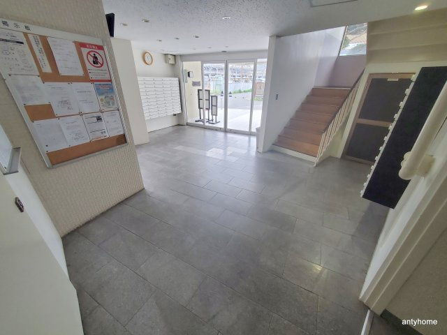サンマンション新大阪　仲介手数料無料のロビー