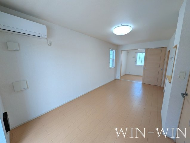 ボヌール森岡 参番館の内装