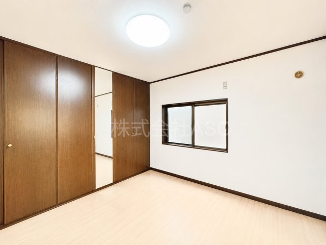 徳原マンション（テナント）の洋室
