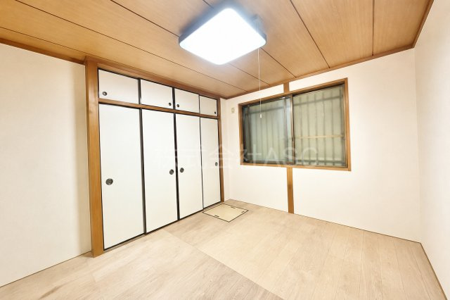 徳原マンション（テナント）の居間・リビング