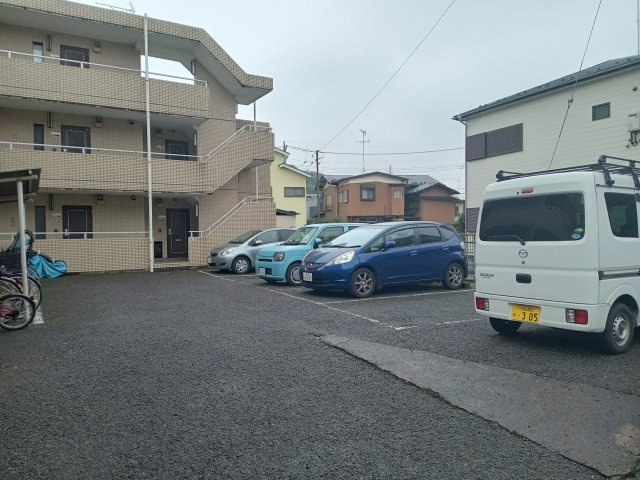 ピュア・レジデンスの駐車場