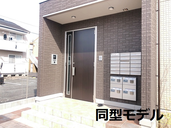 ディーシャンブル南丸之内A棟のエントランス