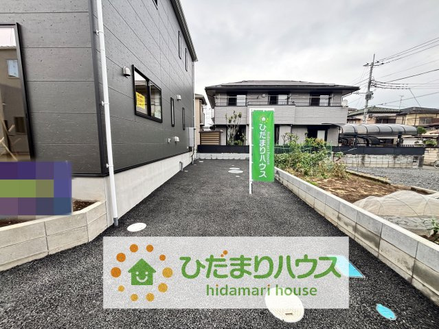 幸手市中第12　新築一戸建て　クレイドルガーデンの駐車場|草も生えにくい駐車場！