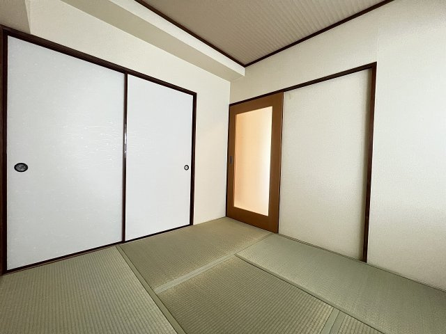 多摩稲城マンションA棟の和室