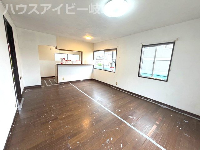 【居間・リビング】の画像
