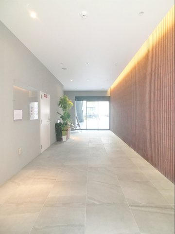 モダンパラッツォ大名　舞鶴小学校区のロビー|モダンパラッツォ大名