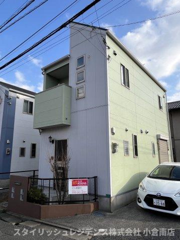 フィールド・イン湯川ⅢD棟の外観
