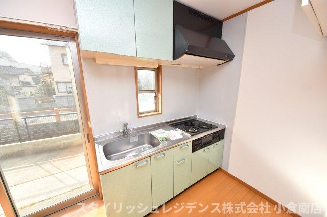 フィールド・イン湯川ⅢD棟のキッチン