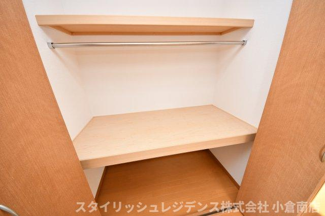 フィールド・イン湯川ⅢD棟の収納