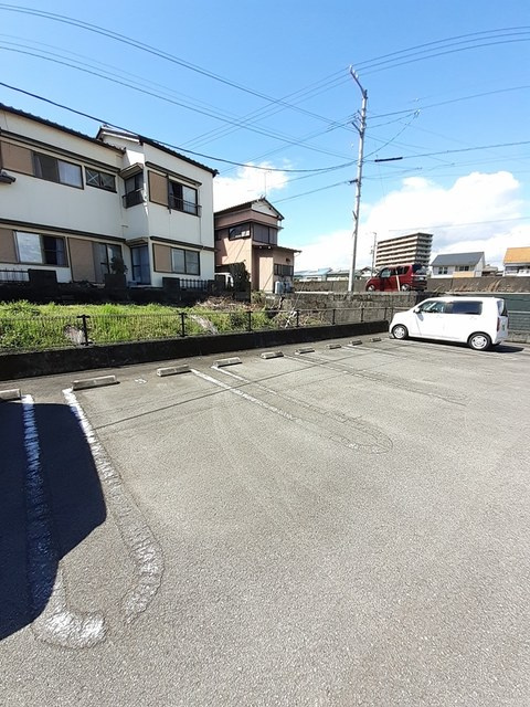 ハッピネス　裕の駐車場|駐車場