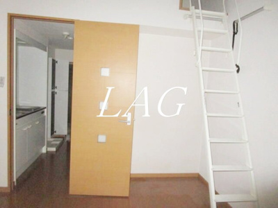 【居間・リビング】 | クレステージ中野 | 洋室のお部屋です。