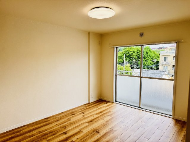 ファミール西八王子Ｂ号棟（１号棟）の寝室|～7.0帖の主寝室　全居室7帖の快適住空間～