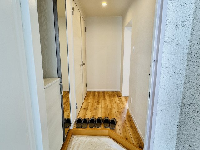 ファミール西八王子Ｂ号棟（１号棟）の玄関|～内装フルリノベ済の住戸です～