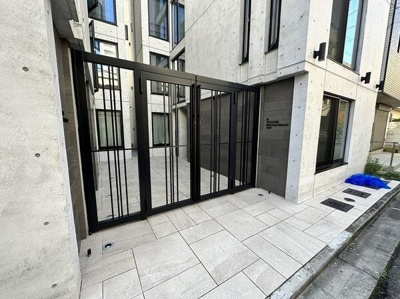 【エントランス】 | ＣＯＣＯＣＵＢＥ新御徒町Ｗｅｓｔ |  