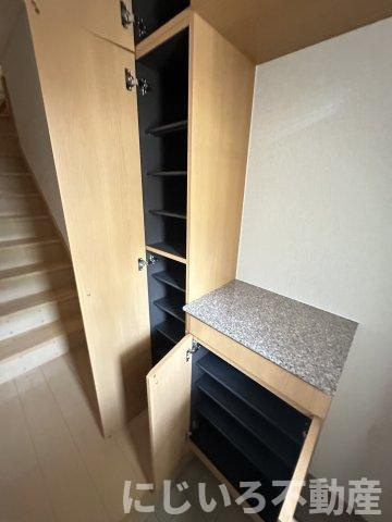 メゾンオーシャンAの玄関