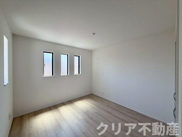 【洋室】 | 高崎市若松町　新築戸建