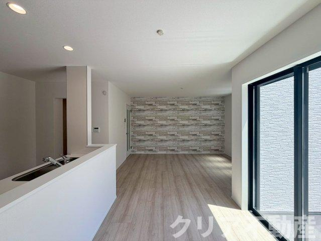 【内装】 | 7/25値下げ☆高崎市若松町新築　全室南向き♪