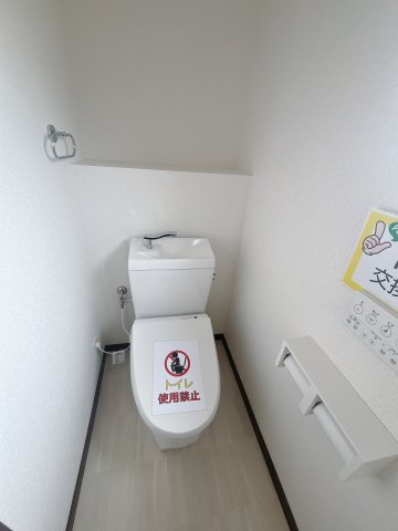 【中古戸建】前橋市二之宮町のトイレ|■トイレ｜1階トイレをご用意しております♪白を基調とした清潔感溢れるトイレになっています♪