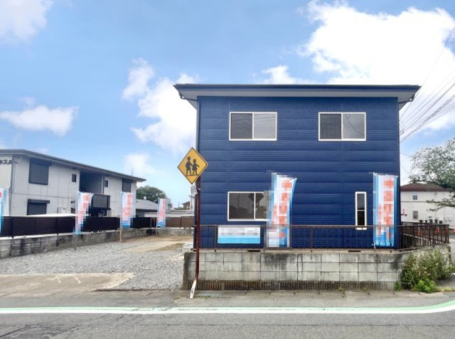 【中古戸建】前橋市二之宮町の外観|■外観|シンプルで洗練されたデザインは住まう人の色に染まり、個性を映し出します♪本日見学可能(*＾＾*)