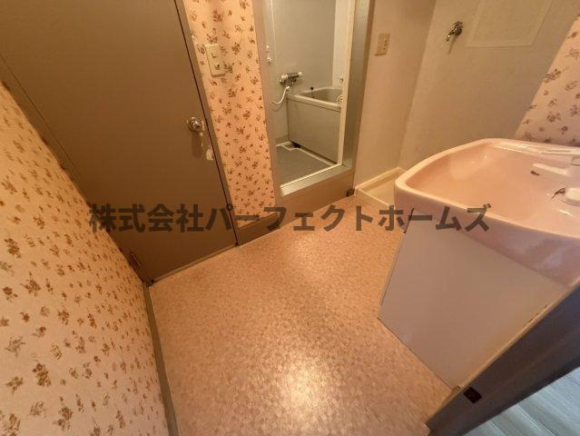 グリーンヒル光善寺住宅第１8号棟の洗面所|洗面所です