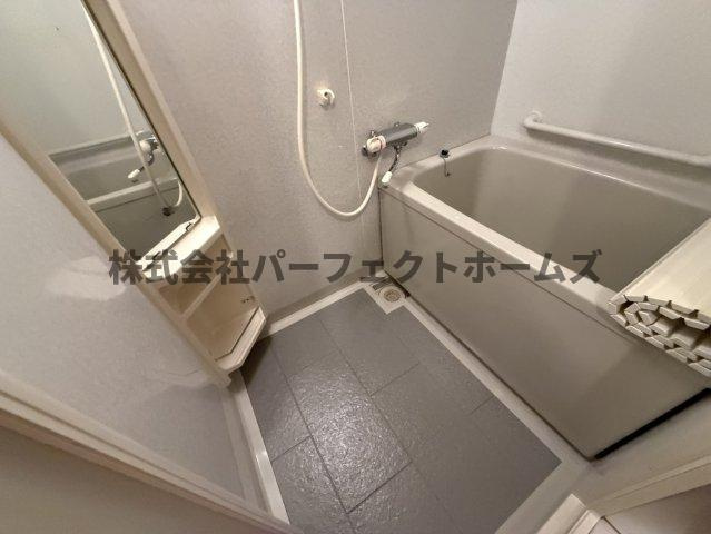グリーンヒル光善寺住宅第１8号棟の浴室|コンパクトで使いやすいお風呂です
