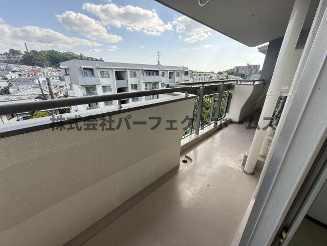 グリーンヒル光善寺住宅第１8号棟のバルコニー|バルコニー付きです