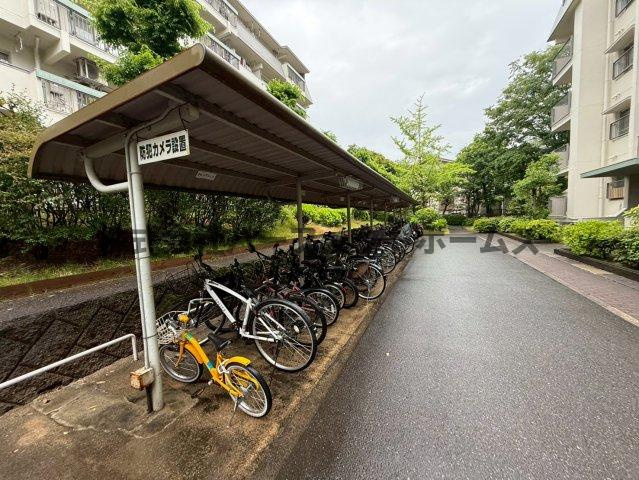 グリーンヒル光善寺住宅第１8号棟の設備|自転車置場