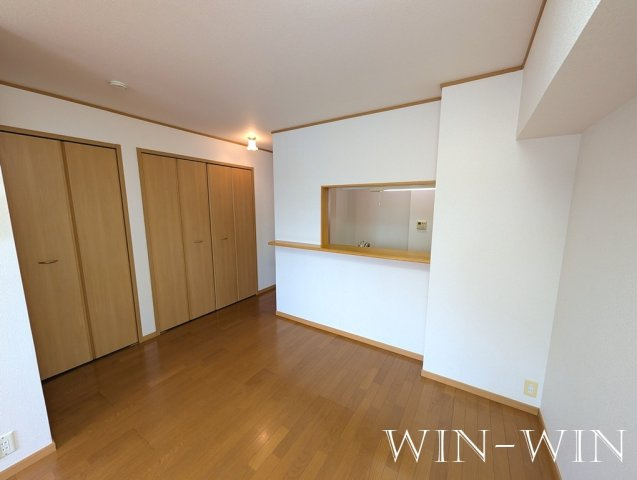 ストラーレ 牛川の居間・リビング