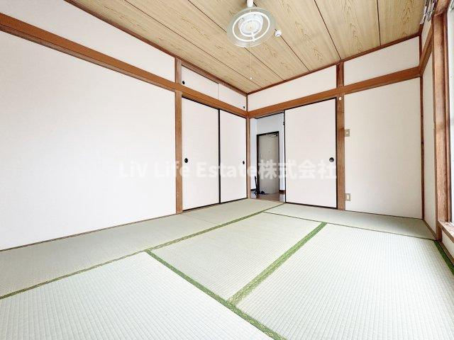 エクセル光の内装