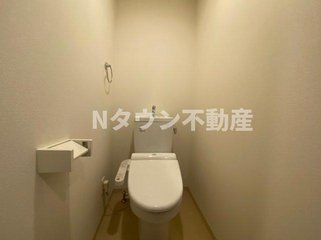 【トイレ】 | エルシア | 落ち着いた色調のトイレです
