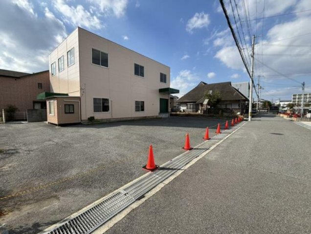 北条梅原町貸倉庫の外観