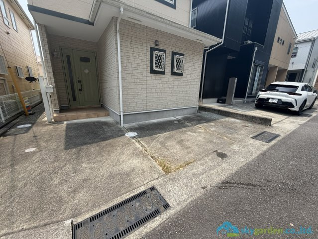 小田原市国府津　中古戸建の駐車場