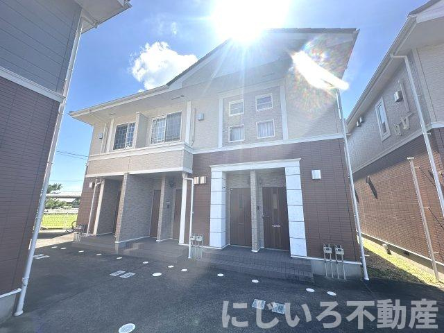 シャン・ド・フルールBの外観