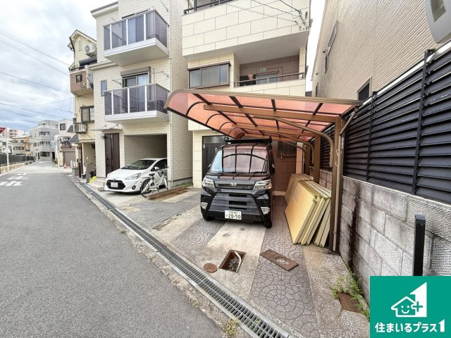 田辺５丁目　中古戸建の駐車場