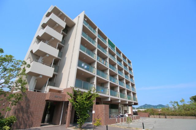ソフィットクラブの外観