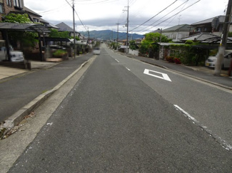 【前面道路含む現地写真】 | 川西市大和東２丁目6の5　中古一戸建て