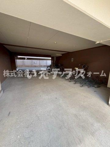ベルトピア門口の駐車場