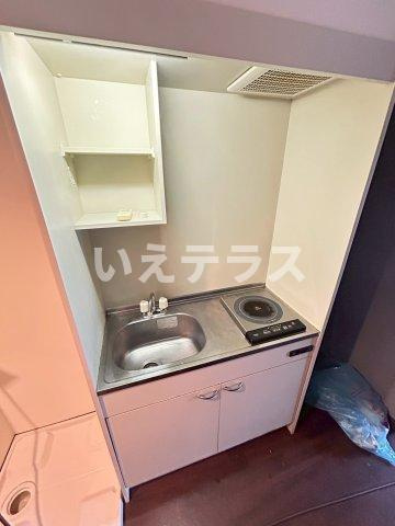 ベルトピア門口のキッチン