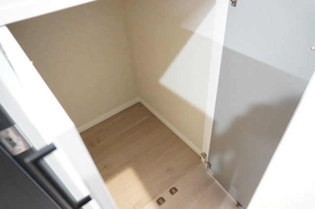 草加市清門2丁目 新築分譲住宅 の収納