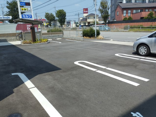 ロンドベルの駐車場